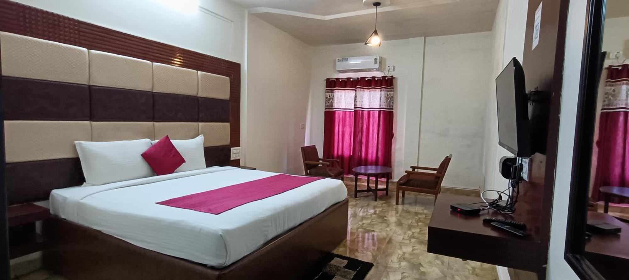Hotel New Rajdarshan 马迪凯里 外观 照片